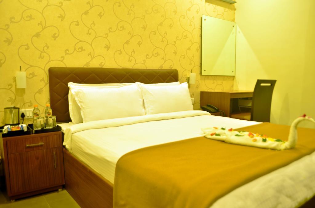 Hotel Arunachala Tiruvannāmalai Habitación foto